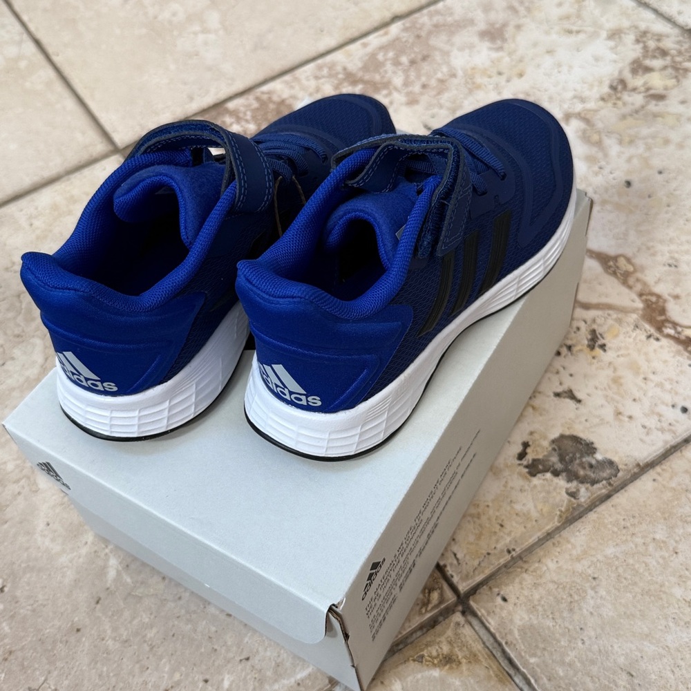 Adidas Duramo 10 Kids Shoes in Navy - Picture 3 of 4
